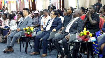 La médecine traditionnelle chinoise élargit sa présence au Kenya